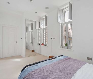 A beautifully presented three bedroom apartment situated in a sough... - Photo 5