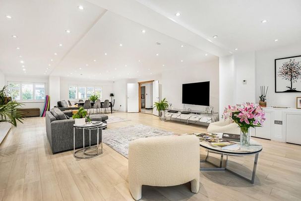 7 bedroom detached house to rent - Photo 1