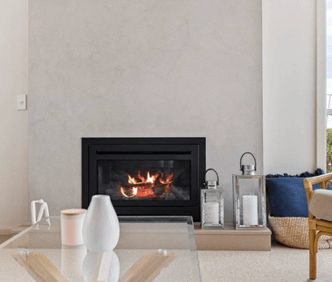 Fully Furnished offering a 6 - 8 month lease - Photo 1