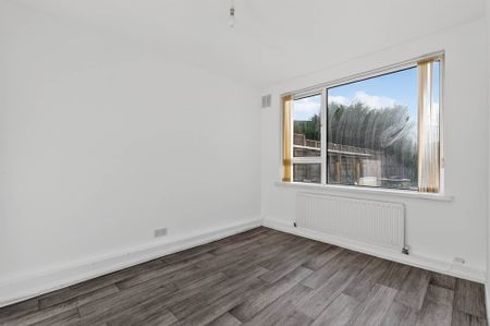 29 Fernagh Road, NEWTOWNABBEY, BT37 0DF - Photo 3