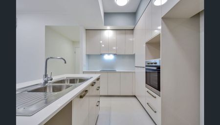 LUXURIOUS LIVING IN NIGHCLIFF - Photo 4