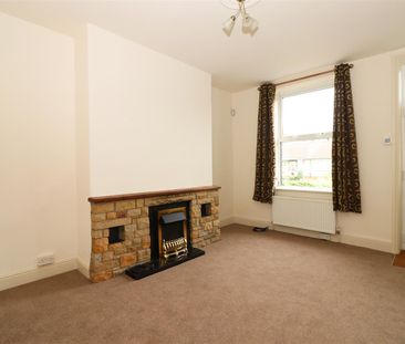 2 bedroom house to rent - Photo 2
