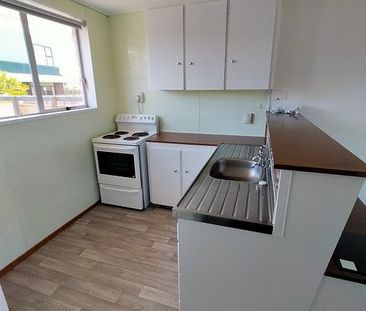 Charming 1BR Townhouse in Mosgiel! - Photo 3