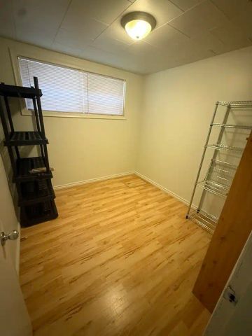 Spacious 2 Bedroom Basement Suite House(PN 0015-2) — Edmonton, AB - Basement - $1,195.00 Available September 2026 - Photo 4