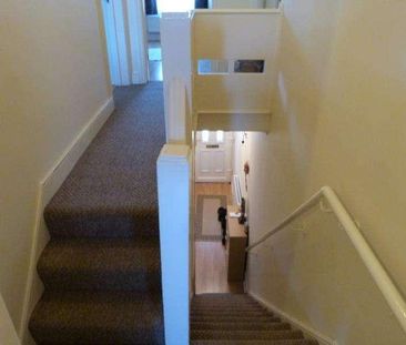 Hawthorn Road, Edmonton, N18 - Photo 5