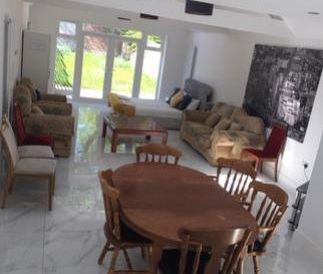 5 bedroom semi-detached house to rent - Photo 2