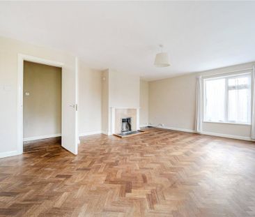 5 bedroom detached house to rent - Photo 2