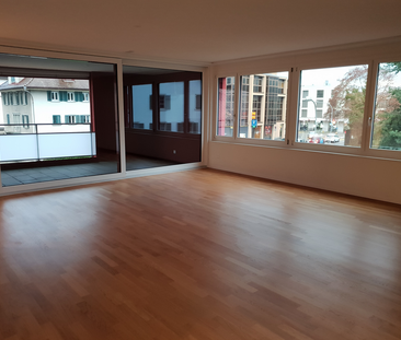 Moderner Ausbau an zentraler Lage! - Foto 1