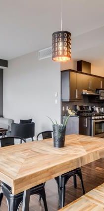 Superbe condo! 2 CAC, 1.5 SDB, 2 stationnements - Photo 1