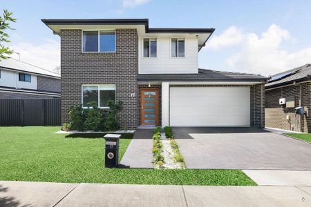 Immaculate Family Home in Prime Jordan Springs Location - Photo 2