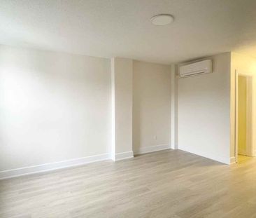 4 Victoria Avenue South apartment — Hamilton, ON (1-Bedroom) - 1 Bedroom - Photo 1