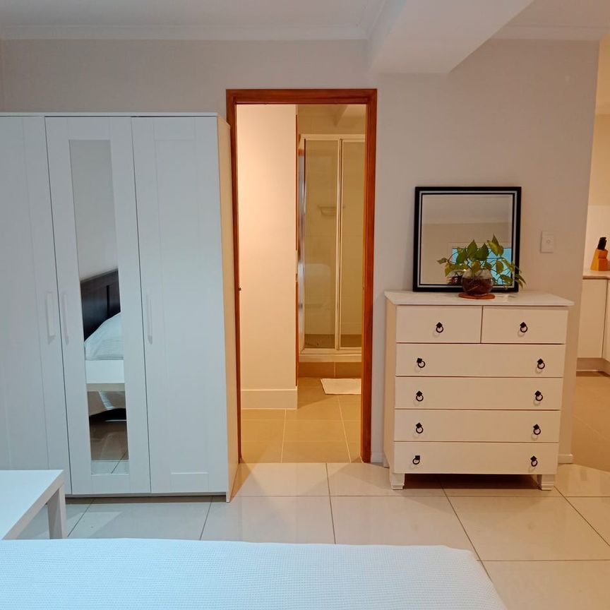 Comfortable granny flat for a single person - Photo 1