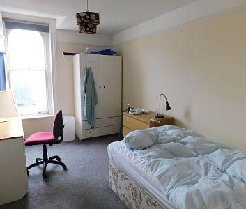 7 bedroom flat to rent - Photo 6