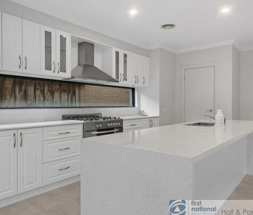 10 Trainers Way, Clyde - Photo 2