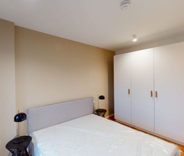 Stylische Möblierung und einmaliges Skyline-Deck - Foto 3