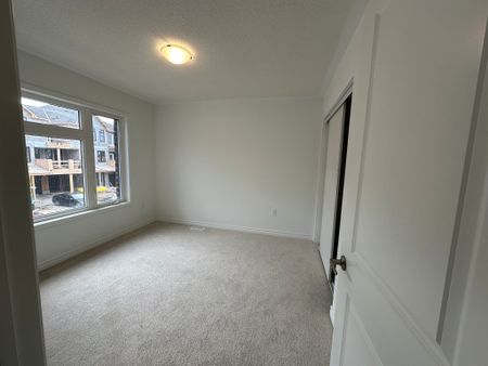 For Lease - 88 Keppel Circle, Brampton, Ontario - Photo 3