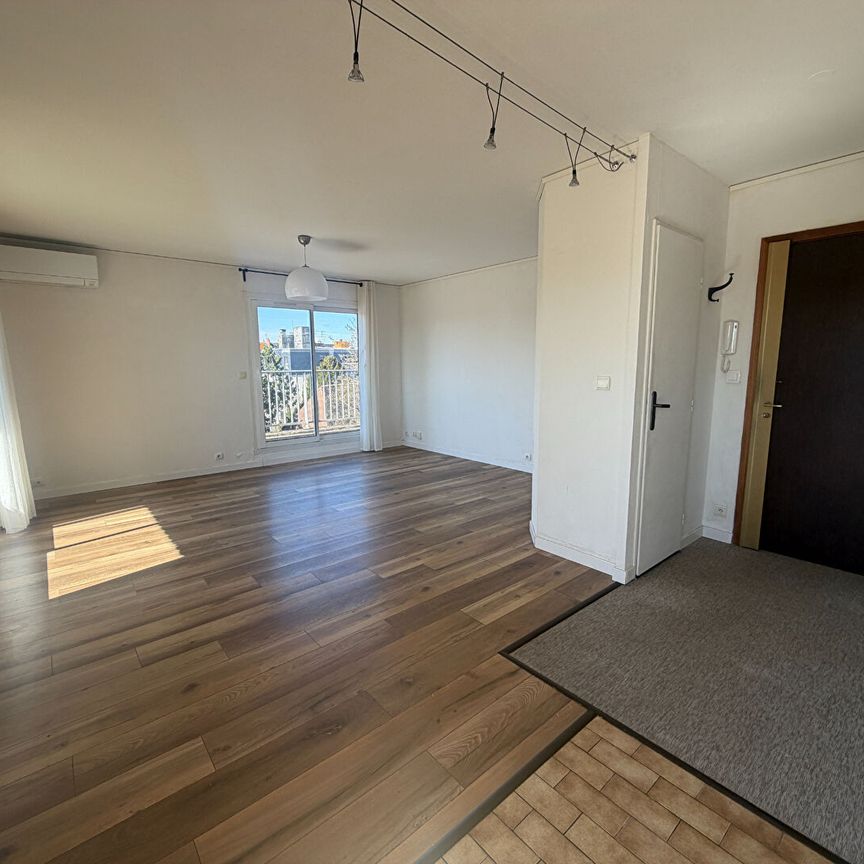 Location Appartement 2 pièces 54m² - Photo 1