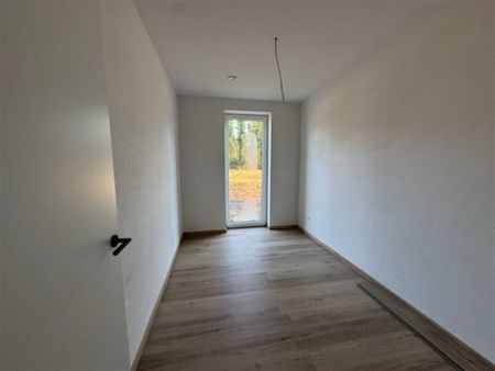 NIEUWBOUW GELIJKVLOERS APPARTEMENT MET 2 SLAAPKAMERS TE BERINGEN - Photo 5