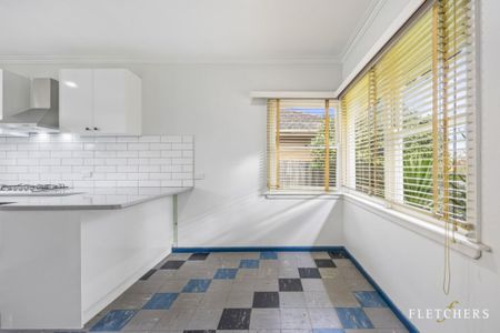 Updated Three Bedroom Home in Ballarat North - Photo 3