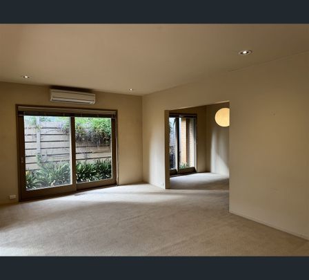1 Cosham St, Brighton, Vic 3186 - Photo 1