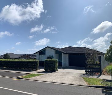 1 Okoreka Road, Glenbrook - Photo 3