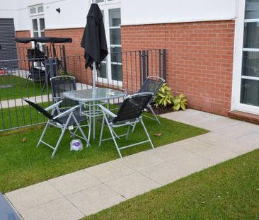 Studio to rent - Photo 6