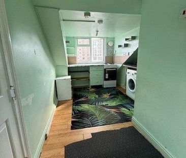 Studio to rent - Photo 6