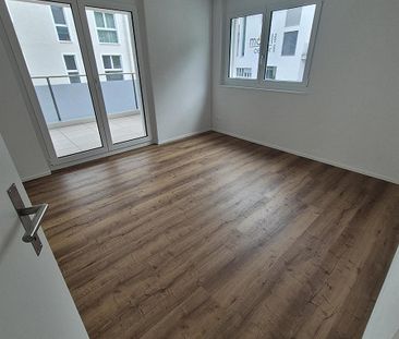 Hochwertige 4.5 Zimmerwohnung am Entenbach - Photo 3