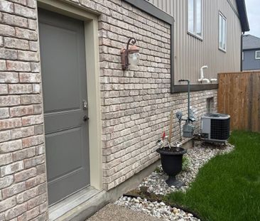 For Lease - 9285 Eagle Ridge Drive, Niagara Falls, Ontario - Photo 6