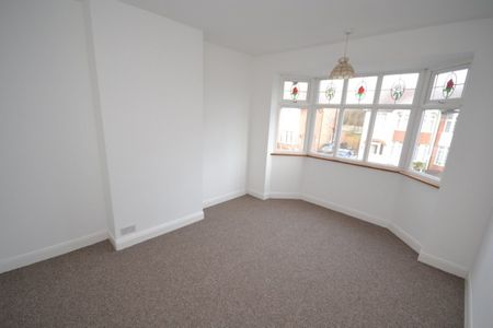 3 bed Semi-Detached House for Rent - Photo 2