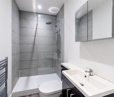 Clifton Place, North Hill, Plymouth - Photo 3