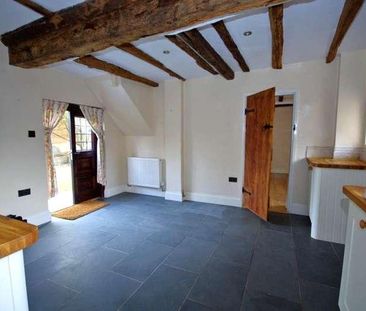 Club Cottage, Market Square, Newent, Gloucestershire, GL18 - Photo 3