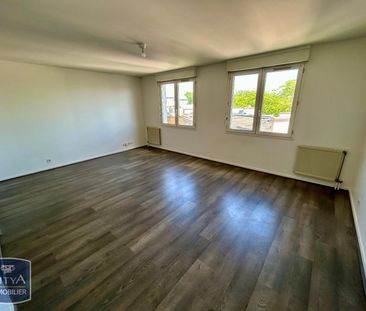 Location Appartement 1 pièce 40m² MONTIGNY LE BRETONNEUX 78180 - Photo 3