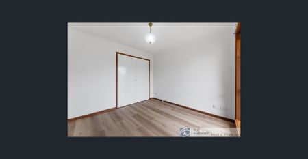 Updated 2 bedroom unit - Photo 3