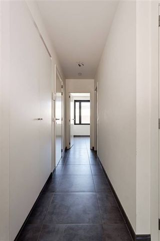 Appartement te huur - Photo 2