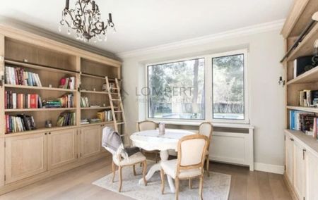 Wolnostojący, parterowy, 7 pokoi, basen - Zdjęcie 5