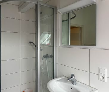 Außergewöhnlich Wohnen unterm Dach: Mietwohnung mit vier Zimmern in... - Foto 2