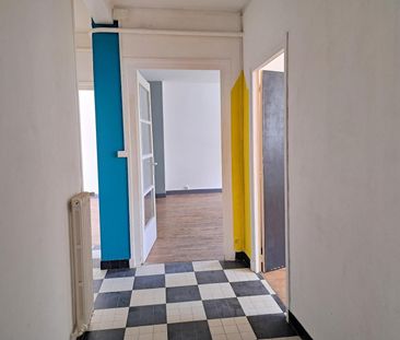 Location Appartement 3 pièces 77m² TOURS 37000 - Photo 4