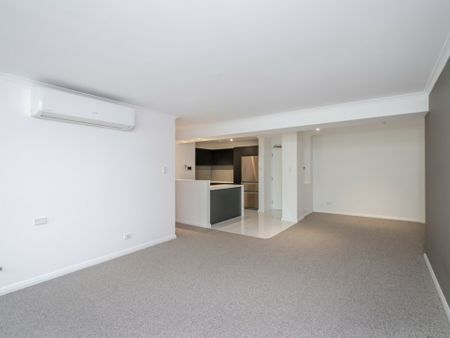 11/82 Royal Street, East Perth - Photo 3