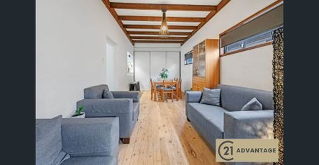 Family Home with Expansive Outdoor Entertaining - Photo 5