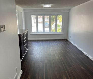 For Lease - 3453 Oakglade Crescent, Mississauga, Ontario - Photo 1