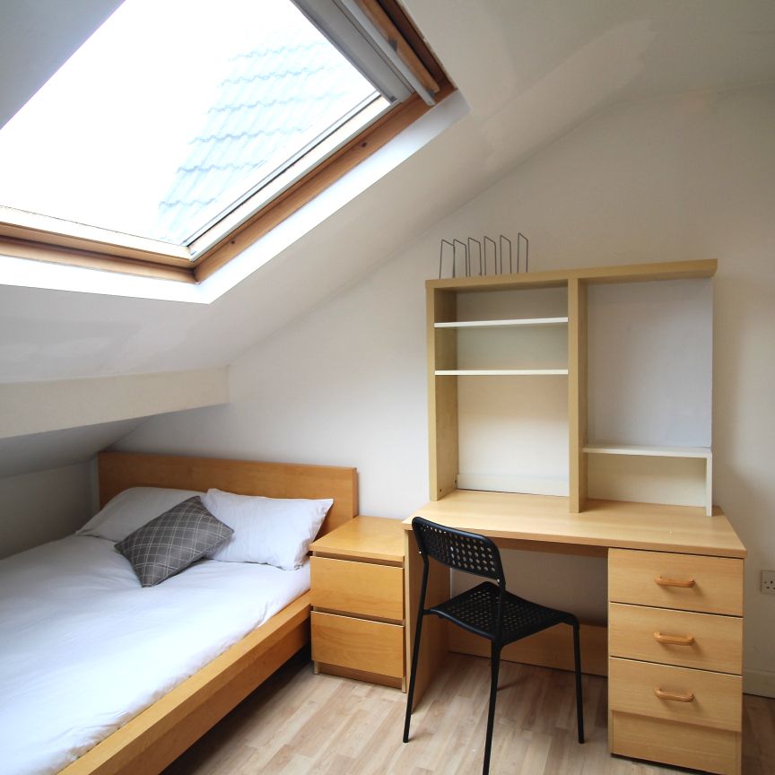 Flat 2C, 31 Kelso Road, LS2 9PR, Leeds - Photo 1