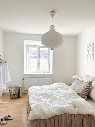 Wunderschön gelegene 2-Raum-Wohnung im 2. Stock mit Loggia **kein Lift** **bei den Fotos handelt es sich um Einrichtungsbeispiele** - Foto 1