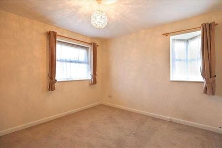 Meltham Close, Northampton, NN3 - Photo 3