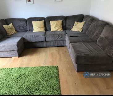 6 bedroom terraced house to rent - Photo 1