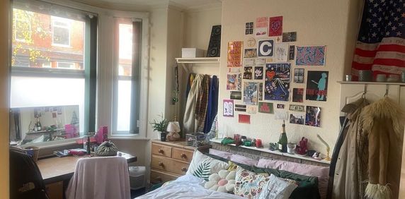 4 Bed Terraced House, Filey Road, M14 - Photo 2