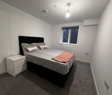 2 bedroom apartment to rent - Photo 4