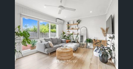 Light filled one bedroom unit - Photo 3