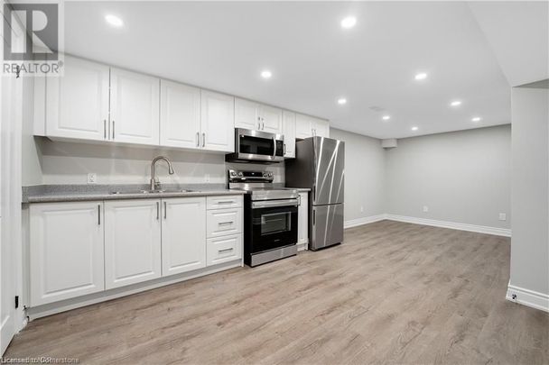 For Lease - 8059 Aintree Drive Unit# Lower, Niagara Falls, Ontario - Photo 1