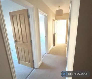 2 bedroom flat to rent - Photo 5